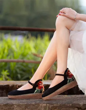 Ethnic Style Comfortable Flower Embroidery Shoes