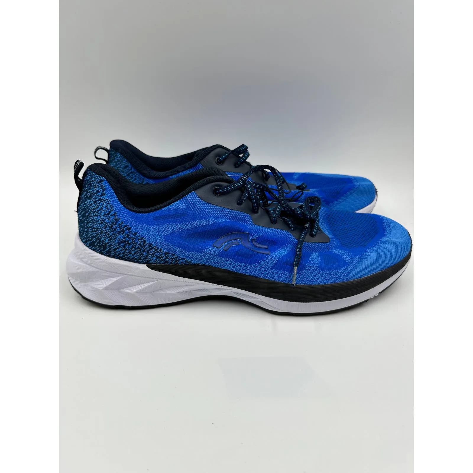 Men's Size 12, Blue Running Sneaker w/ Black Accents & a Black and White Sole