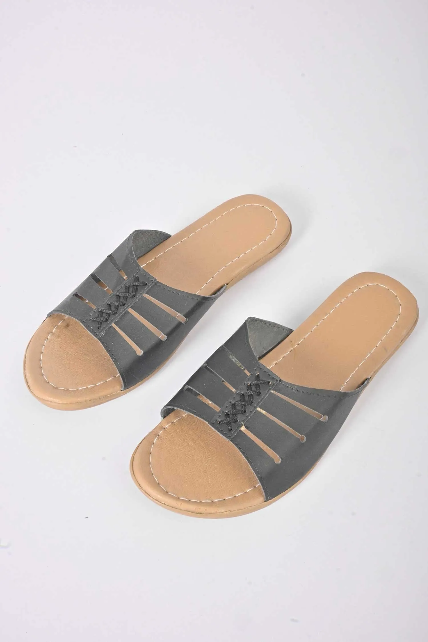 Women's Mount Craven Design Soft Chappal